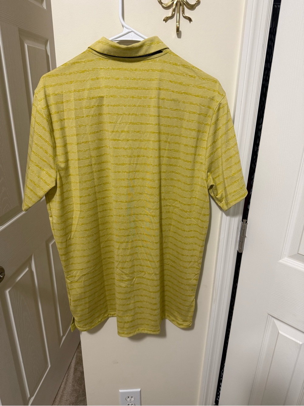 Nike Men’s Yellow Striped Dri-FIT Polo - Picture 4 of 5